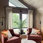 Holiday home Family With Jotunheim Mountain Views *