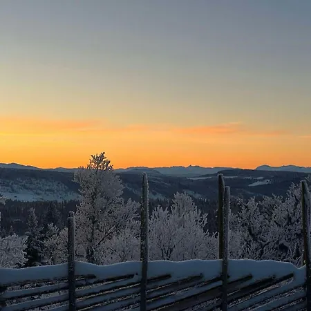 Дом отдыха Family With Jotunheim Mountain Views *