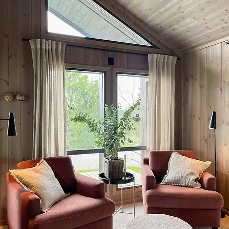 بيت للعطل Family With Jotunheim Mountain Views *
